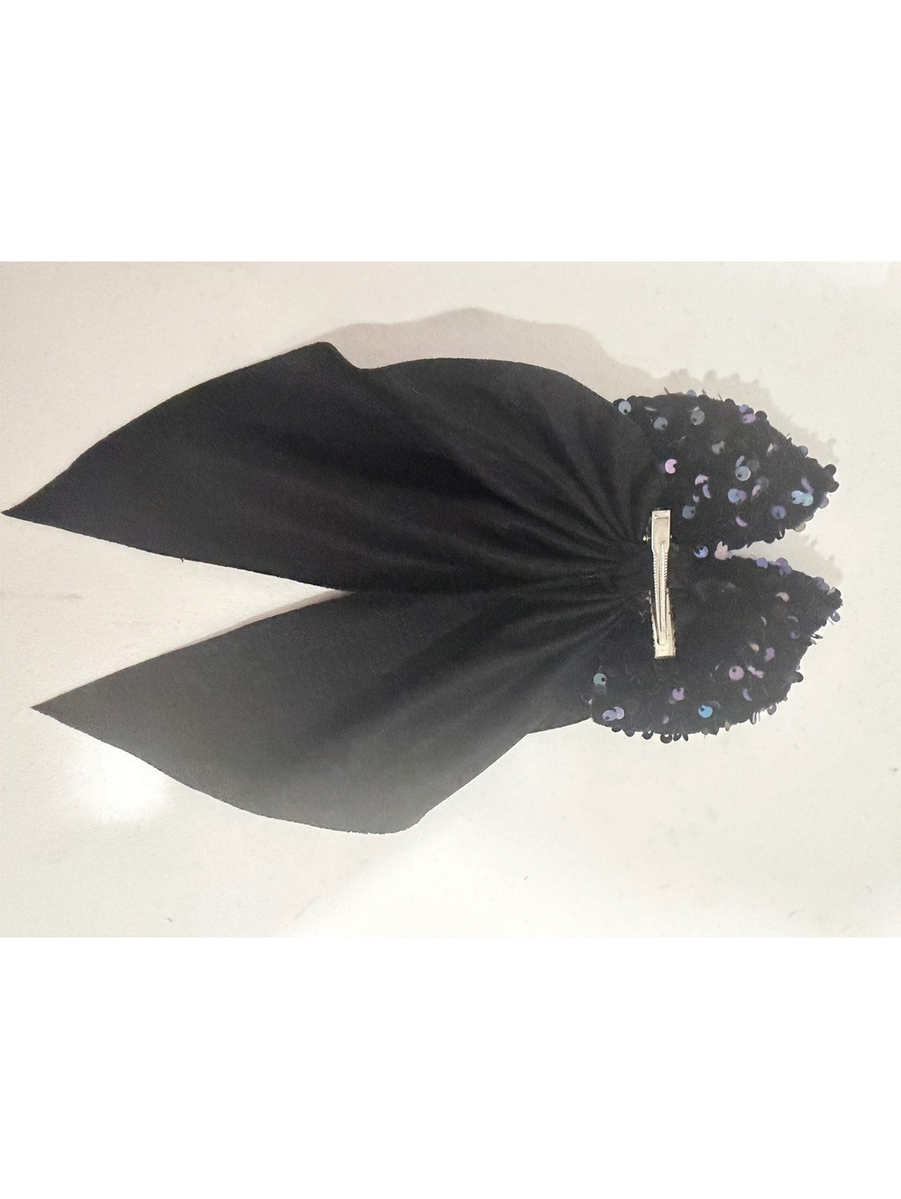 Clip bow - Picture 2 of 3